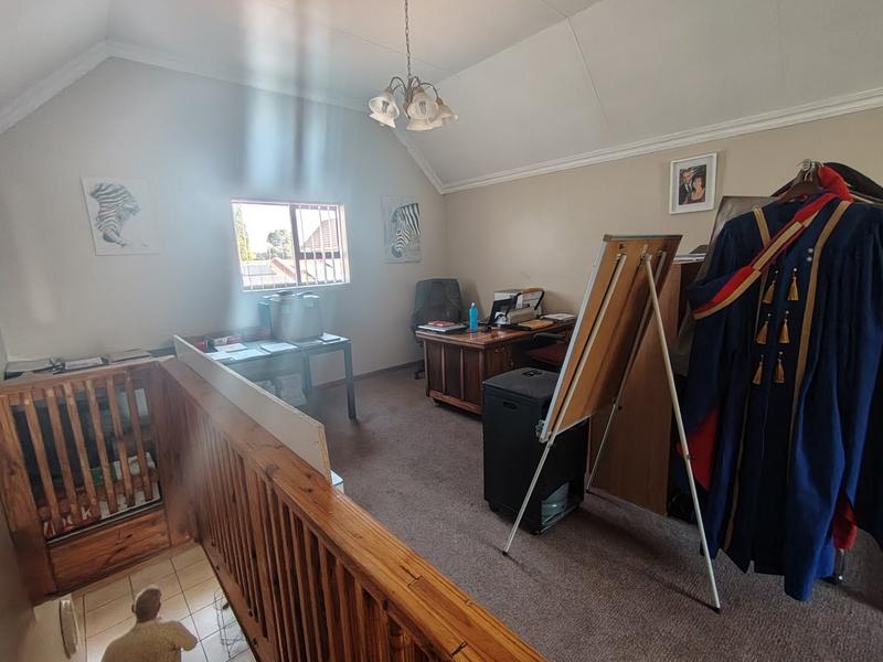 3 Bedroom Property for Sale in Vaalpark Free State
